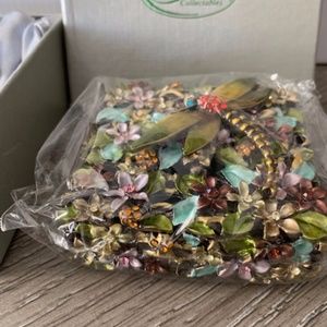 Ciel ring, trinket/pill box